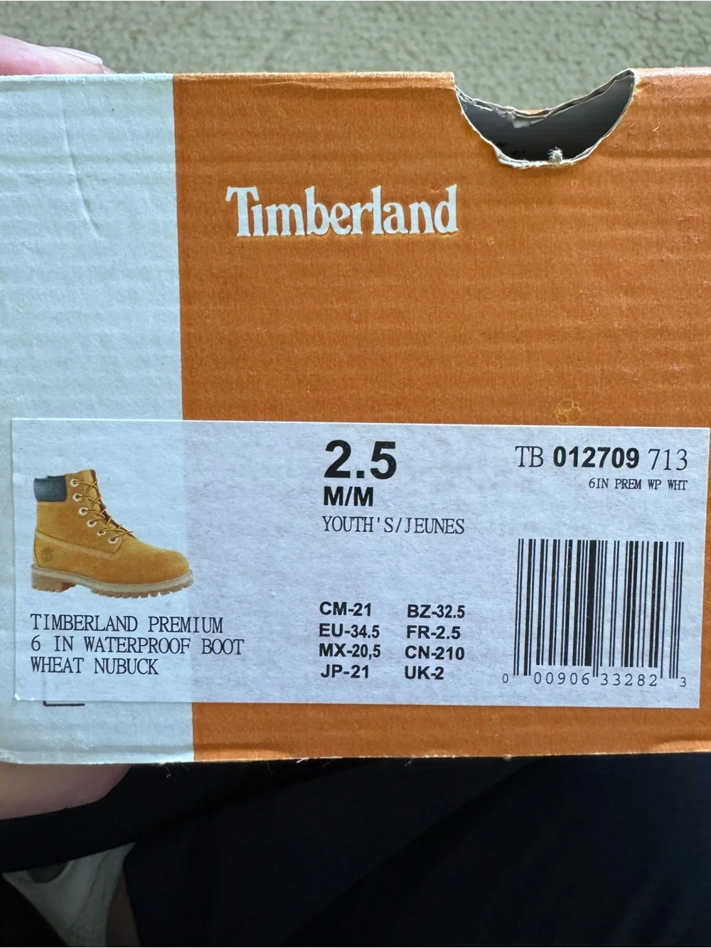 Timberland Kids' Wheat Nubuck Classic Waterproof Boot NWT size 2.5